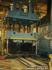 7000ton-control.jpg (71451 bytes)
